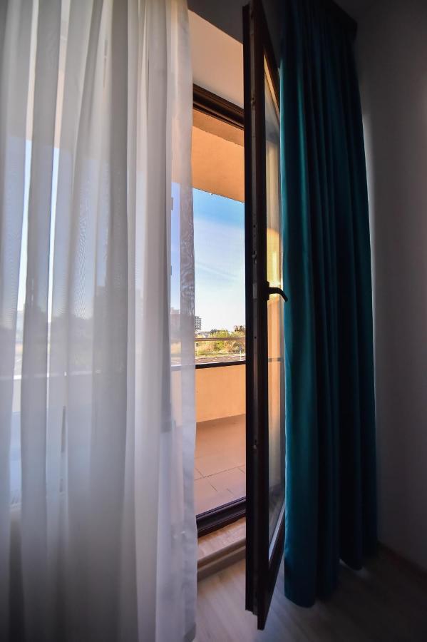 Apartment Summerland Mamaia Dış mekan fotoğraf